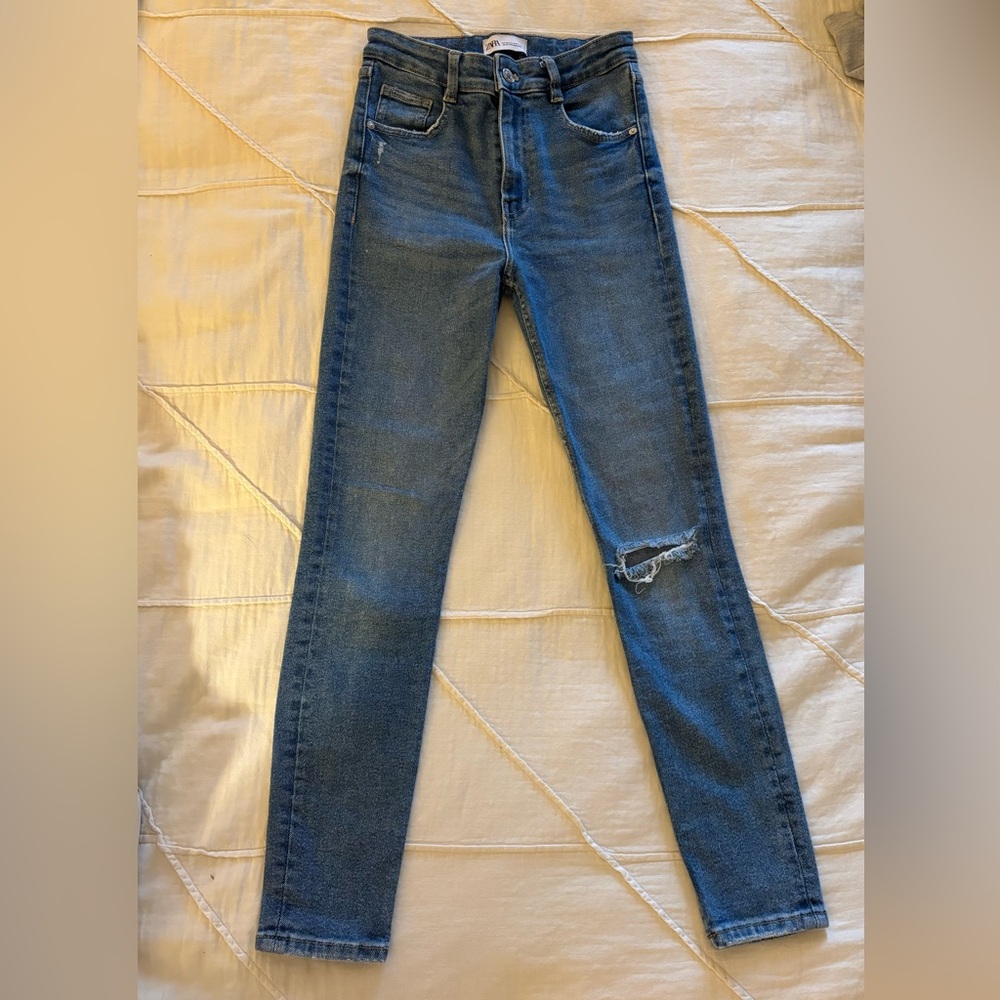 Zara Blue Skinny Jeans with Distressed Detail